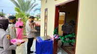 Kapolres Bombana, AKBP Dandy Ario Yustiawan S.I.K saat meresmikan penggunaan masjid