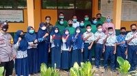Foto Bersama Siswa MTSN 1 Bombana
