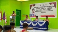 Ketua Kwarcab Pramuka Bombana Johan Salim saat membuka kegiatan Kursus
