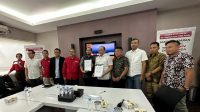Bupati Konut, Dr. Ir. H. Ruksamin, ST., M.Si., IPU., ASEAN, Eng(Tengah Berbaju Putih) saat Menghadiri Penandatanagan MoU dengan TVOne