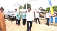 Pj. Bupati Bombana Burhanuddin saat kunjungan kerja di Kecamatan Matausu