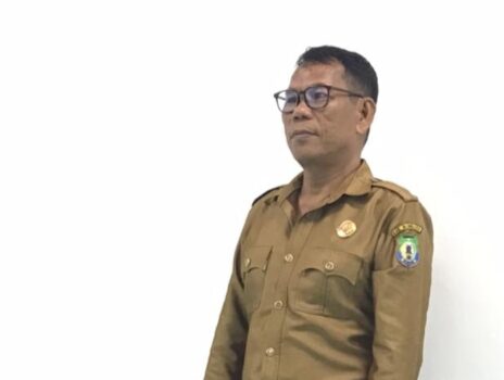 Ketua PGRI Bombana, Kandamang