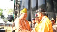 Bupati Konawe Utara. Dr. Ir. H. Ruksamin, ST., M.Si., IPU., ASEAN Eng (Kiri) saat di Kanupaten Kolaka Timur