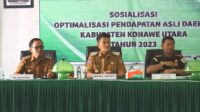 Wakil Bupati Konawe Utara, H. Abuhaera, S. Sos., M. Si (Tengah)