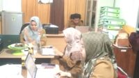 Tim Inspektorat Bombana saat melakukan pemeriksaan rutin
