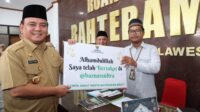 Pj. Gubernur Sulawesi Tenggara (Sultra), Andap Budhi Revianto (Kiri)