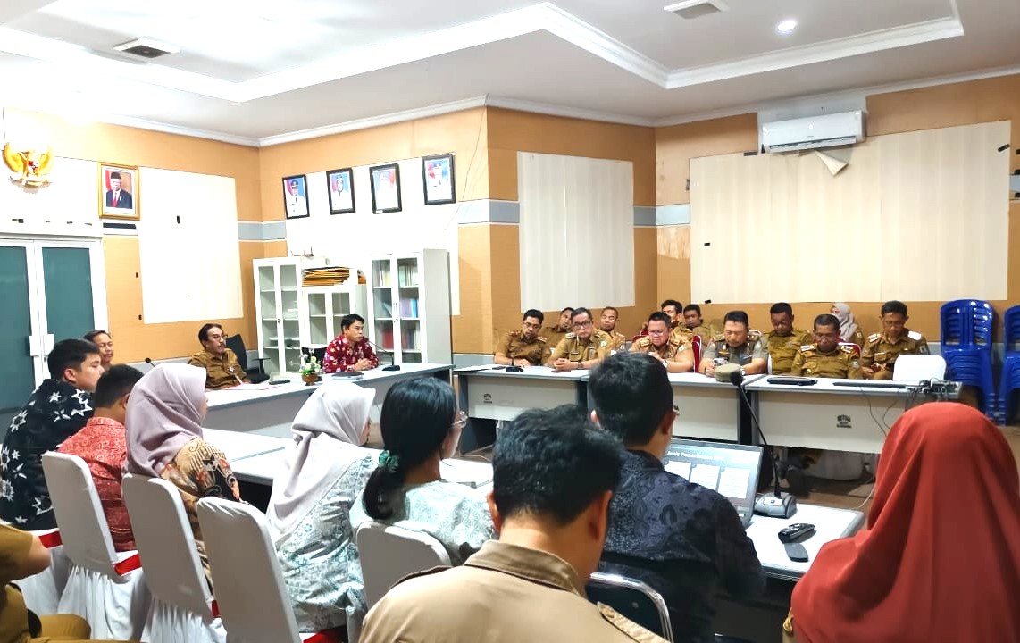 Suasana Rapat Pemkab Bombana dan BPR-RI
