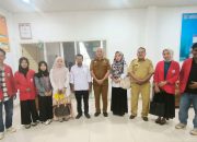 Foto Bersama saat menerima Mahasiswa Politeknik Bombana di Perpustakaan Bombana