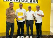 RahmaT-Nya Muna saat menerima Rekomendasi B1 KWK dari Partai Golkar