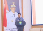 Pj. Bupati Bombana, Edy Suharmanto saat menyampaikan sambutannya