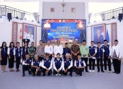 Pj. Bupati Bombana saat menghadiri acara Deklarasi Bombana Menuju Kabupaten Layak Anak