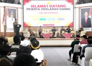 PJ. Bupati Bombana Edy Suharmanto saat menyampaikan sambutannya