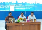 Kepala Diskominfo Sultra, Dr. M. Ridwan Badallah, S.Pd., M.M. (tengah) saat menyampaikan Materi