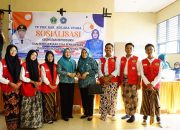 Foto bersama usai melaksanakan sosialisasi
