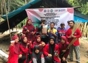 Mahasiswa Polina saat melakukan sosialisasi dan pelatihan