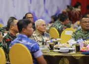 Sekda Sultra, Drs. H Asrun Lio.,M.Hum.,Ph.D, saat menghadiri acara syukuran Hari Ulang Tahun (HUT) ke-79 Korps Brimob Polri