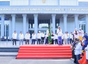 Sekretaris Daerah (Sekda) Provinsi Sultra, Drs. H. Asrun Lio, M.Hum., Ph.D saat membuka kegiatan