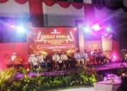 Lima Paslon Bupati dan Wakil Bupati Muna saat pelaksanaan Debat