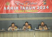 Kapolres Bombana, AKBP Roni Syahendra, S.H., S.I.K., M.Si. (Tengah)