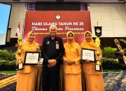 Dari Kiri: Ny. Nurhayati Yusmin, Sekda Provinsi, Ibu Ketua DWP Sultra dan Ketua DWP Kolaka Utara.