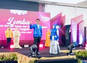 Pj. Bupati Kolaka Utara Yusmin, S.Pd., MH bersama Istri yang Juga Pj. Ketua Dekranasda Kolaka Utara Hj. Nurhayati Yusmin, S.Pd., M.M