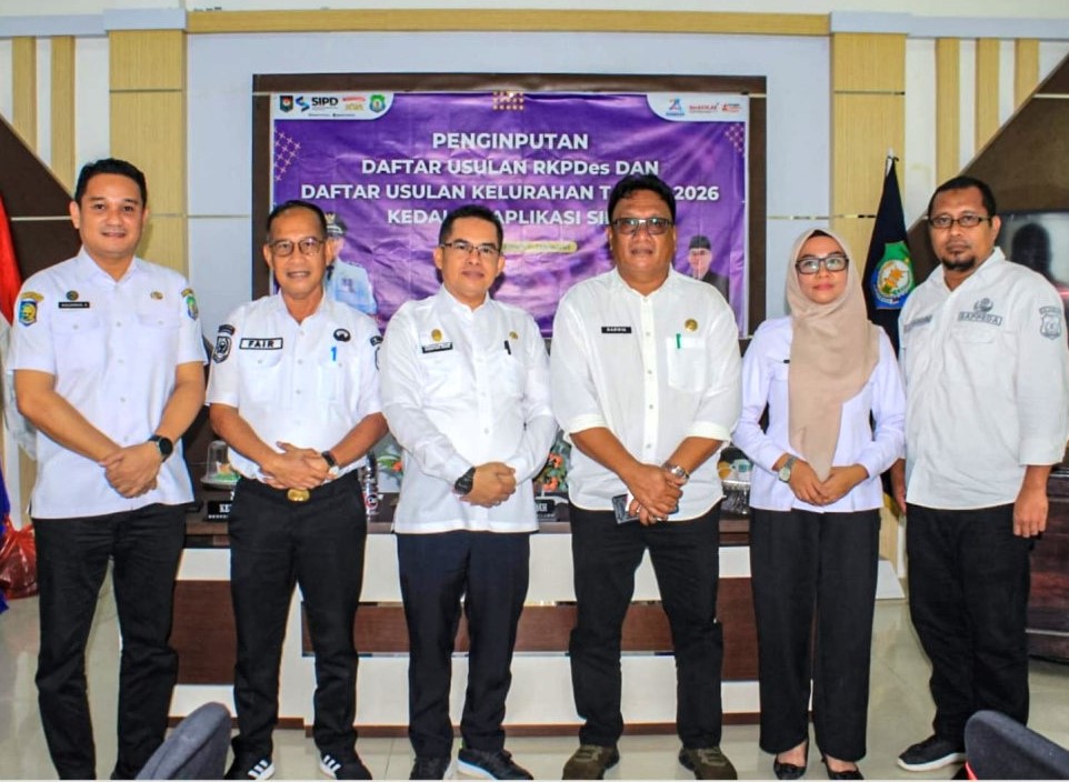 Foto bersama saat mengikuti kegiatan