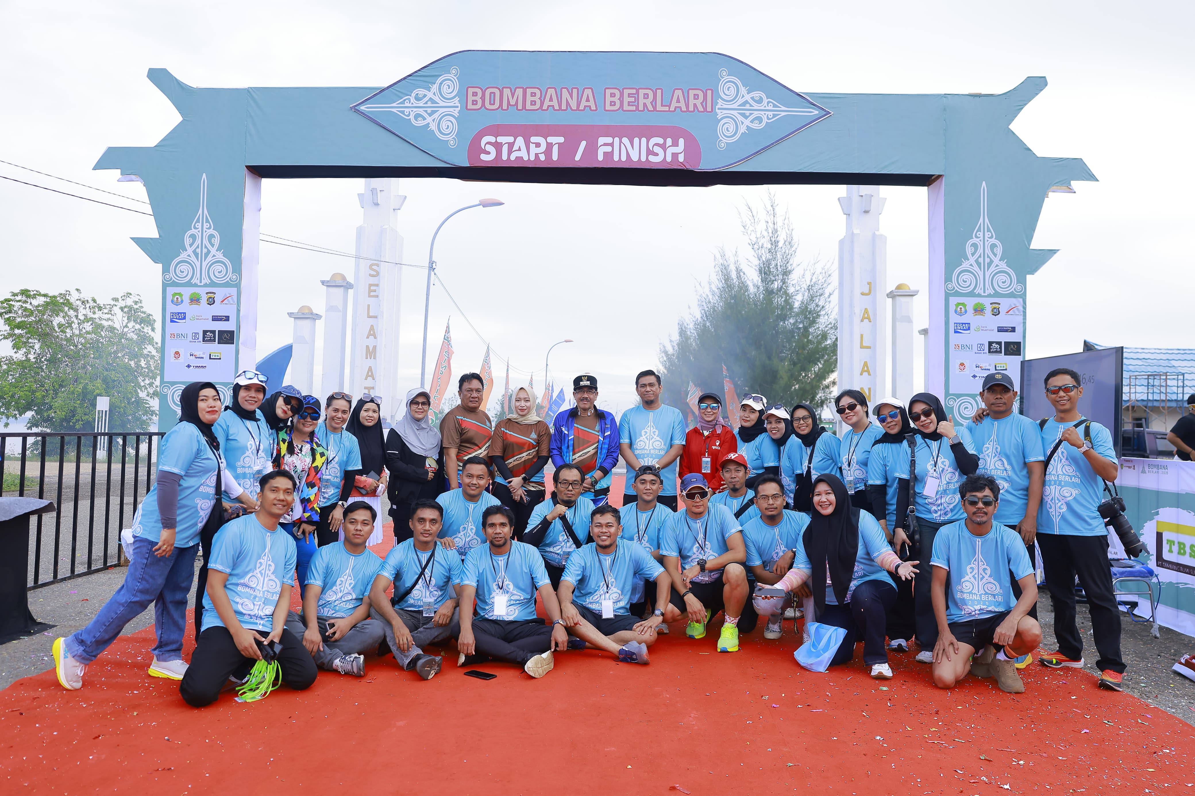 Foto Bersama Panitia Lomba