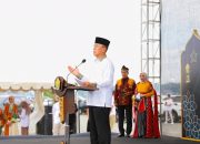 Gubernur Sultra Andi Sumangerukka saat melaunching Zona Kuliner Halal, Aman, dan Sehat (Khas) Al-Alam di pelataran Masjid Al-Alam Kendari