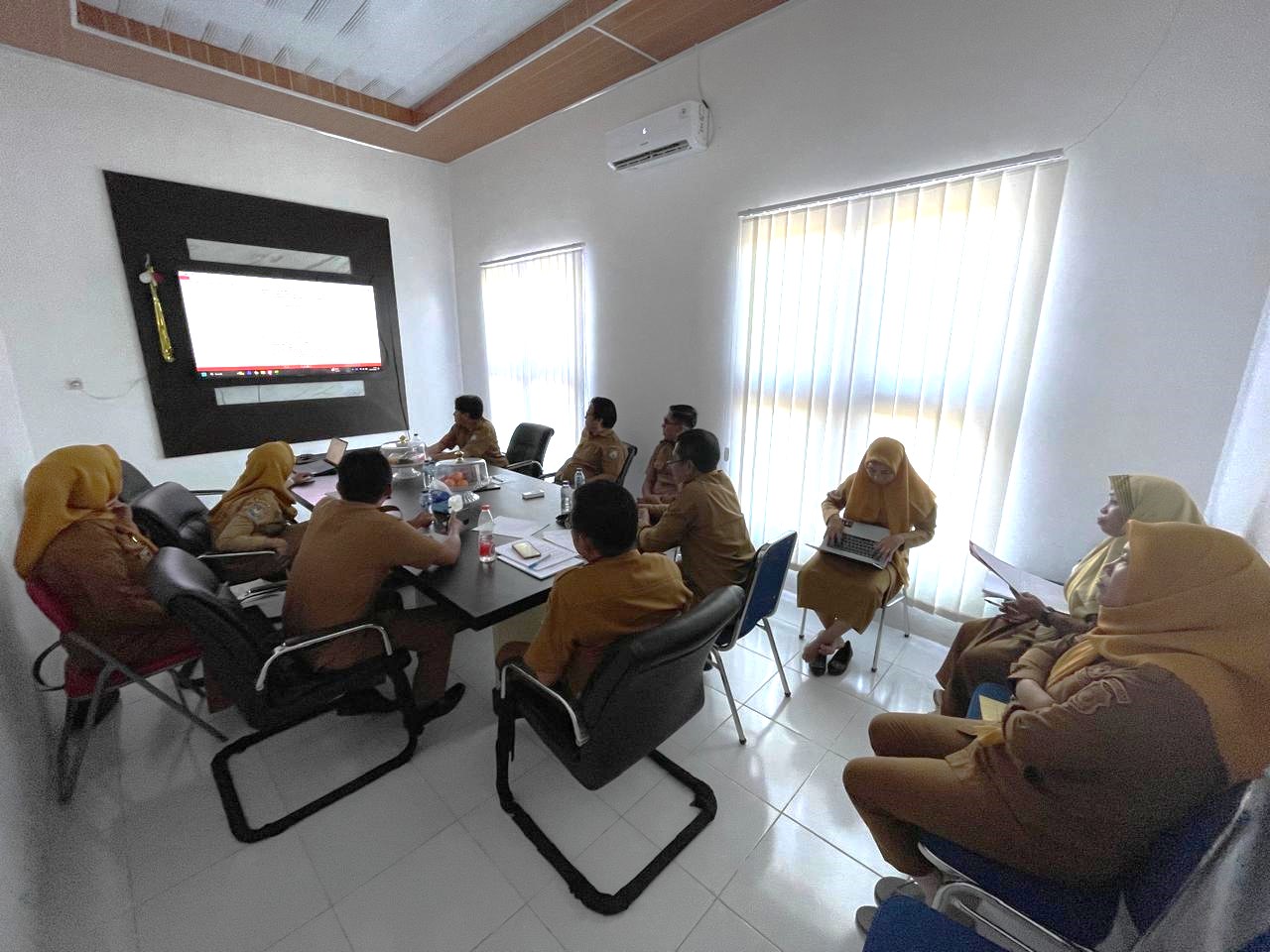 Rapat percepatan penyelesaian kerugian daerah