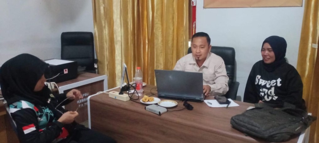 Kesbangpol Bombana memfasilitasi staf dalam penyusunan RHK dan pengajuan SKP tahun 2026 melalui pendampingan selama sepekan guna meningkatkan pemahaman e-Kinerja serta memperkuat profesionalitas ASN di lingkungan pemerintah daerah.