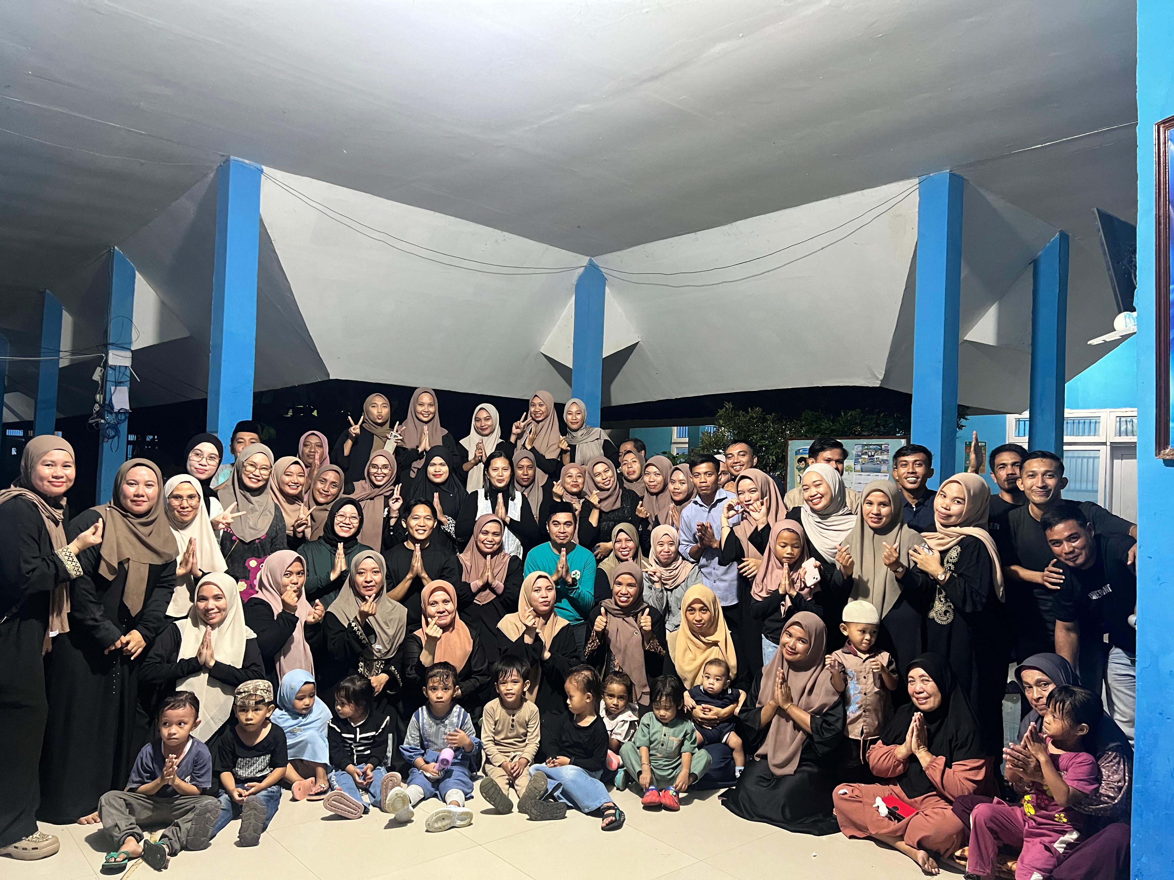 Foto bersama usai kegiatan Buka puasa bersama
