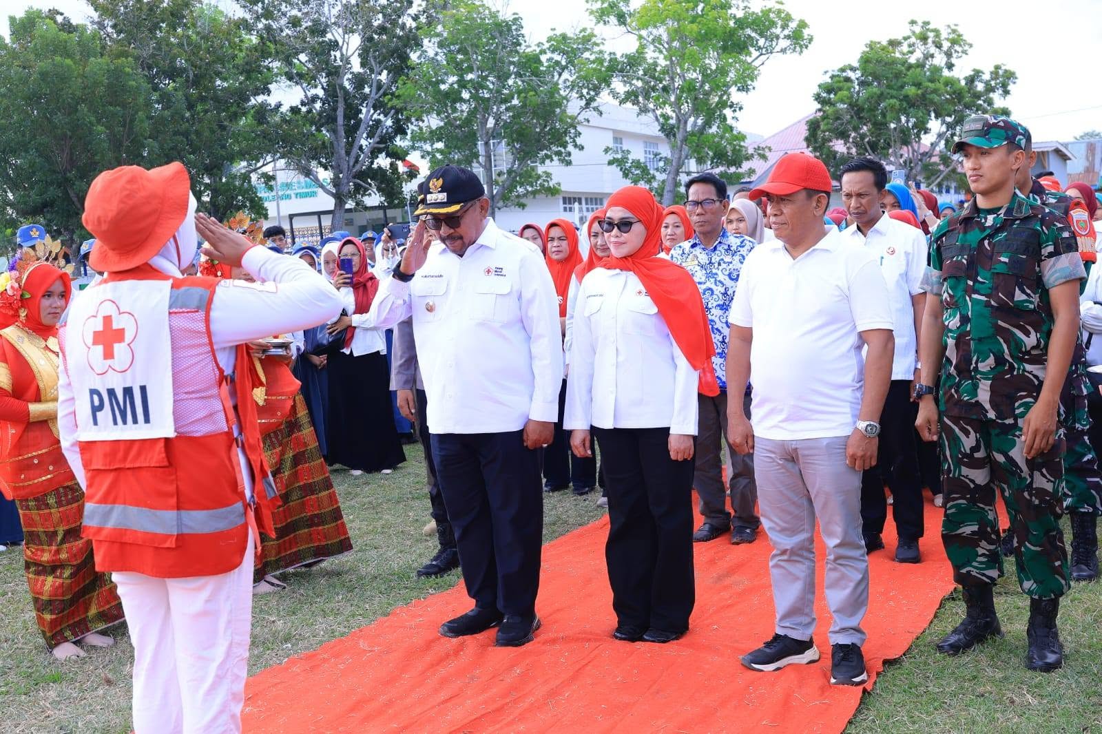 Pemerintah Kabupaten Bombana menegaskan komitmennya dalam membangun generasi muda yang berkarakter, peduli, dan memiliki semangat kemanusiaan melalui Pendidikan dan Pelatihan Dasar Gabungan